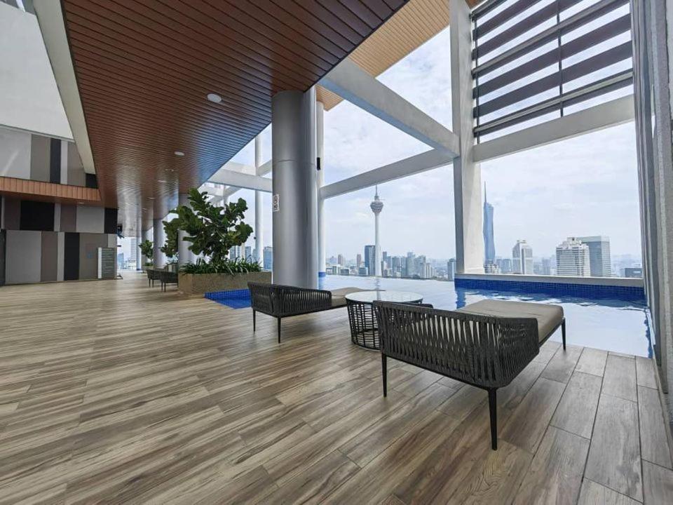The Luxe Infinitum Klcc Kuala Lumpur